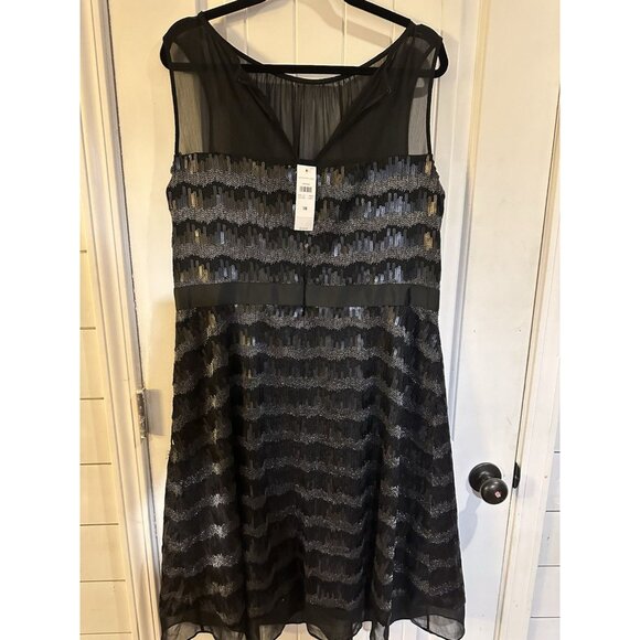 Ann Taylor Women’s Cocktail Beaded Dress. Size 18. NWT MSRP 248 - Picture 3 of 4
